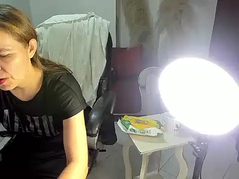 Milf karlye online show from 05/12/26, 03:47