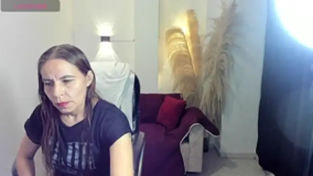 Milf karlye online show from 06/12/26, 02:10