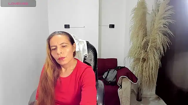 Milf karlye online show from 06/21/26, 03:42