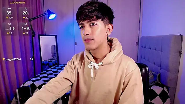 teobowny  online show from 01/18/25, 08:09