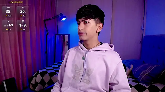 teobowny  online show from 01/21/25, 01:22