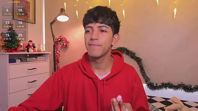 Snapshot of teobowny_ chatting on 12/19/25, 12:45 teobowny online show from 12/19/25, 12:45