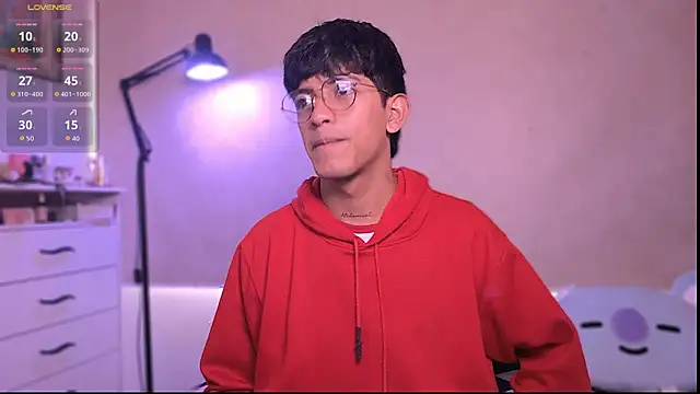 Snapshot of teobowny_ chatting on 02/02/26, 01:32 teobowny online show from 02/02/26, 01:32