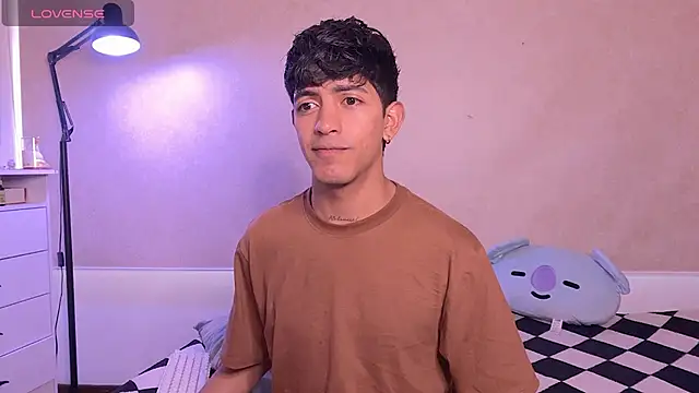 Snapshot of teobowny_ chatting on 02/26/26, 08:30 teobowny online show from 02/26/26, 08:30