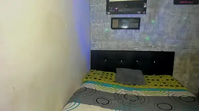 danna sofiah online show from 02/19/25, 08:20