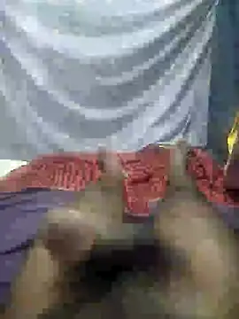 Snapshot of mallucallboy2104 chatting on 01/01/25, 03:45 mallucallboy2104 online show from 01/01/25, 03:45