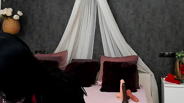 miss sophieX online show from 02/06/25, 04:31