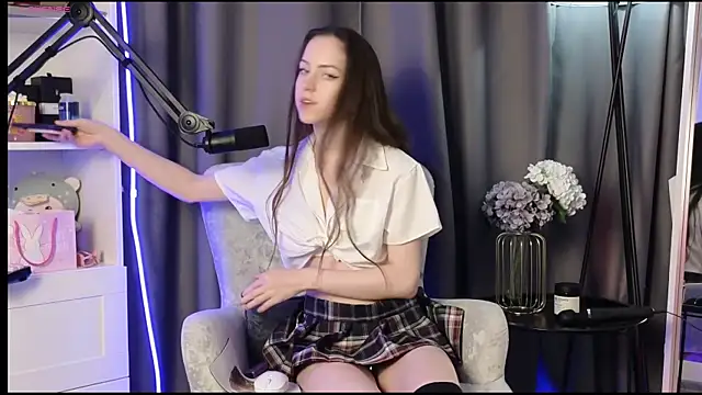 Anal Girl  online show from 04/29/26, 06:03