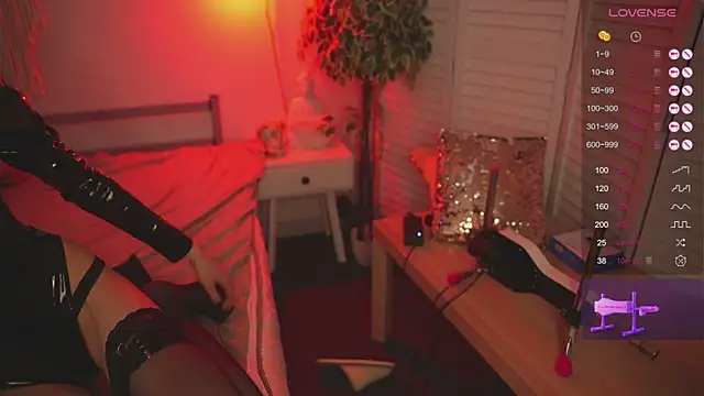 Devilsss toy online show from 03/09/25, 03:38