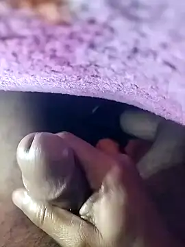 Snapshot of nidansohib1230 chatting on 01/02/25, 05:29 nidansohib1230 online show from 01/02/25, 05:29