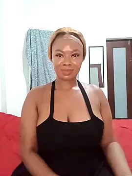 Snapshot of Luciouslips00 chatting on 01/21/25, 07:17 Luciouslips00 online show from 01/21/25, 07:17