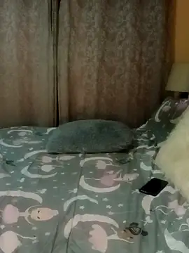 Snapshot of Luciouslips00 chatting on 09/12/25, 05:02 Luciouslips00 online show from 09/12/25, 05:02