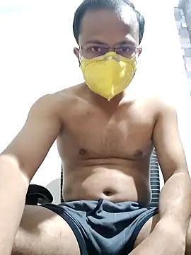 Snapshot of Punekarmanoj97 chatting on 01/13/25, 06:27 Punekarmanoj97 online show from 01/13/25, 06:27