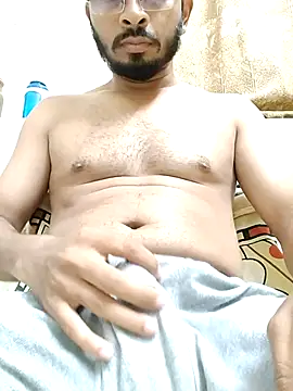 Snapshot of Punekarmanoj97 chatting on 10/01/25, 06:47 Punekarmanoj97 online show from 10/01/25, 06:47