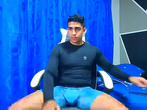 Snapshot of astrom_greyy chatting on 09/13/25, 10:09 astrom greyy online show from 09/13/25, 10:09