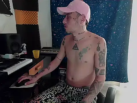 patrik tattoo  online show from 01/08/25, 05:05