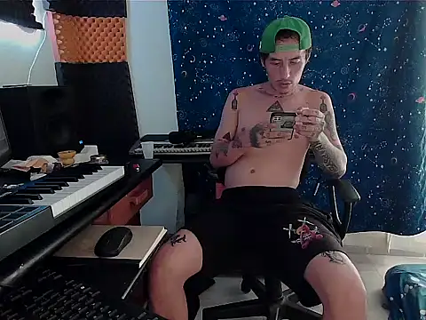 patrik tattoo  online show from 03/02/25, 06:08