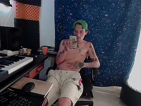 patrik tattoo  online show from 03/22/25, 07:20