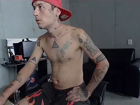Snapshot of patrik_tattoo_ chatting on 03/23/26, 05:28 patrik tattoo online show from 03/23/26, 05:28