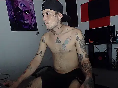 Snapshot of patrik_tattoo_ chatting on 04/22/26, 04:37 patrik tattoo online show from 04/22/26, 04:37