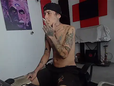 Snapshot of patrik_tattoo_ chatting on 04/26/26, 05:32 patrik tattoo online show from 04/26/26, 05:32