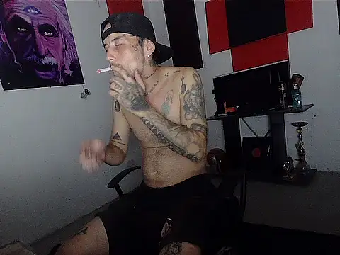 Snapshot of patrik_tattoo_ chatting on 05/01/26, 06:18 patrik tattoo online show from 05/01/26, 06:18