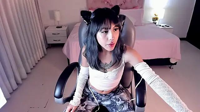 Kitty Pam online show from 02/18/25, 03:10