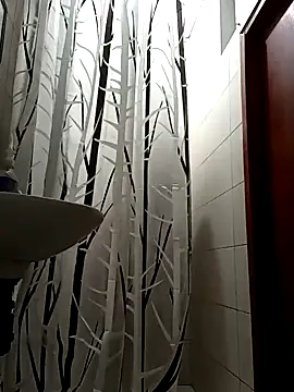 Snapshot of Dyr08 chatting on 02/08/25, 03:19 Dyr08 online show from 02/08/25, 03:19