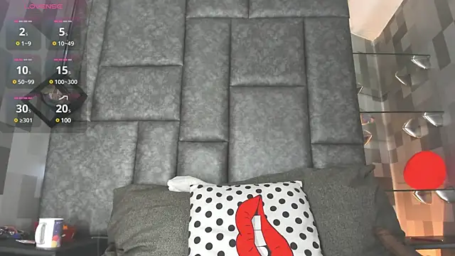 Corina Taylor  online show from 03/19/25, 12:01