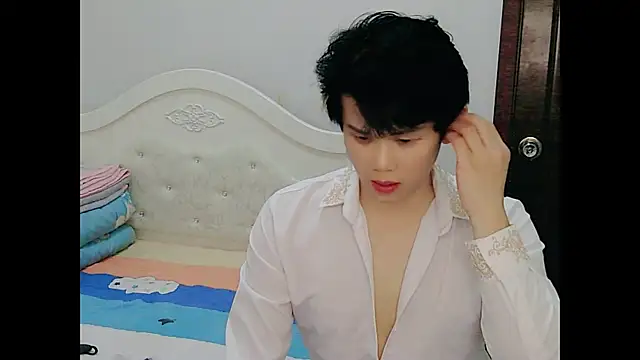 Snapshot of Melvinchina-88 chatting on 06/17/26, 05:43 Melvinchina-88 online show from 06/17/26, 05:43