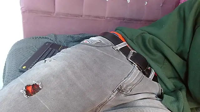 Snapshot of hares_mds chatting on 01/13/26, 02:00 hares mds online show from 01/13/26, 02:00