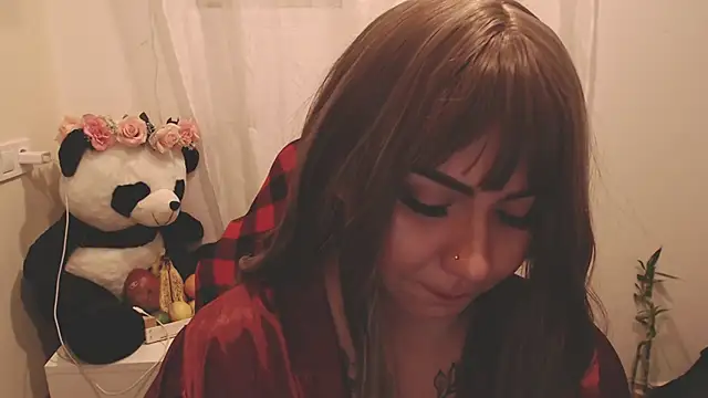 Snapshot of Genesisgems11_ chatting on 01/25/25, 05:29 Genesisgems11 online show from 01/25/25, 05:29