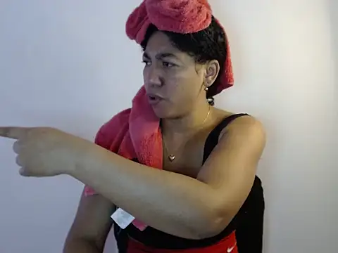 bellacrespalatina online show from 09/12/25, 05:46