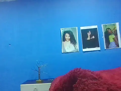 bellacrespalatina online show from 11/30/25, 05:55