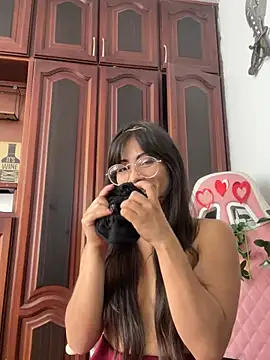 Jade Zephyra online show from 03/13/26, 09:43