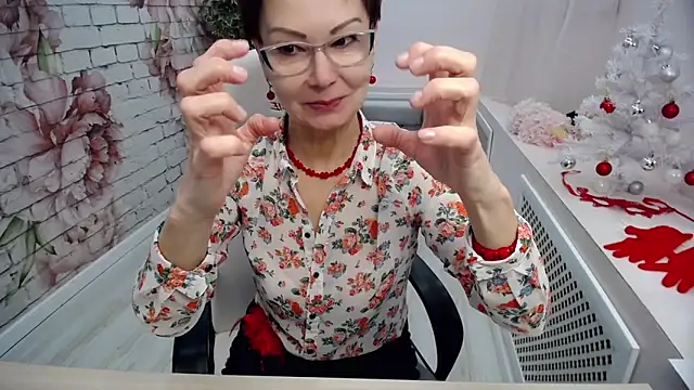 Snapshot of Cutie_Asya chatting on 12/19/24, 04:45 Cutie Asya online show from 12/19/24, 04:45