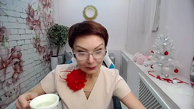 Snapshot of Cutie_Asya chatting on 12/25/24, 11:22 Cutie Asya online show from 12/25/24, 11:22