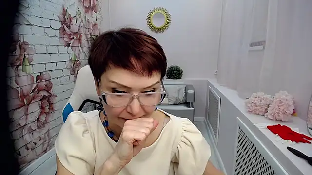 Snapshot of Cutie_Asya chatting on 02/18/25, 11:33 Cutie Asya online show from 02/18/25, 11:33