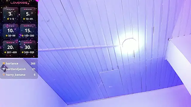 Snapshot of blackberrys_ chatting on 01/14/25, 02:43 blackberrys  online show from 01/14/25, 02:43