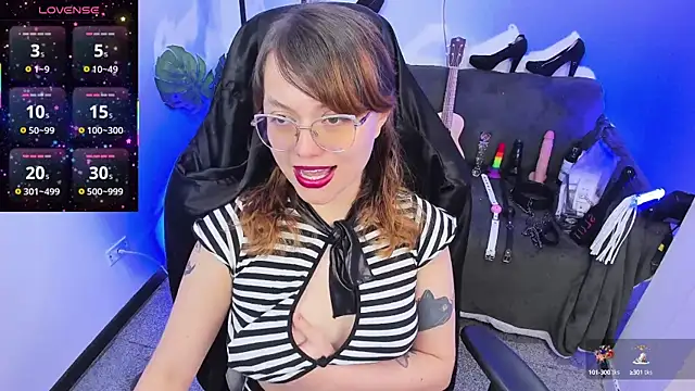 Snapshot of blackberrys_ chatting on 03/09/25, 02:21 blackberrys  online show from 03/09/25, 02:21