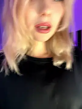 Snapshot of Eva_Millss chatting on 12/06/24, 07:56 Eva Millss online show from 12/06/24, 07:56