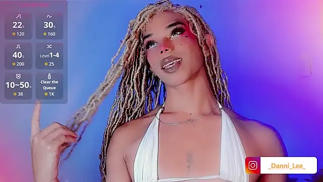 DanniLee  online show from 10/21/25, 10:21