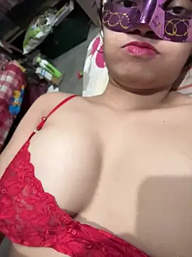 Snapshot of Miss-Kamini chatting on 02/22/25, 10:29 Miss-Kamini online show from 02/22/25, 10:29