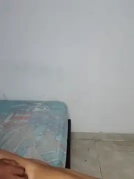 Snapshot of carolanyi chatting on 02/16/25, 03:04 carolanyi online show from 02/16/25, 03:04