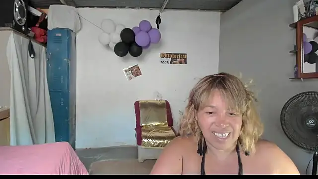 anubys godes online show from 09/28/25, 03:50