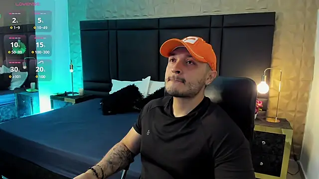 JossAckland online show from 01/18/25, 11:43