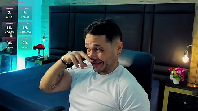 JossAckland online show from 01/26/25, 12:01