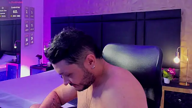 JossAckland online show from 02/08/25, 02:49