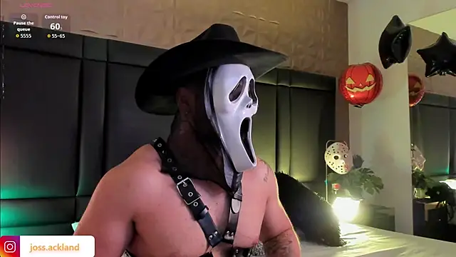 JossAckland online show from 10/31/25, 07:59