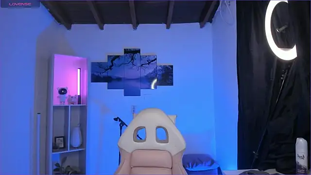 odelei online show from 11/04/25, 08:52